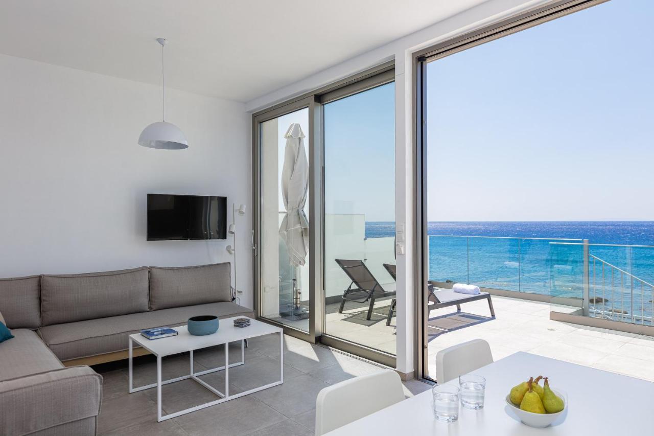 Aelia Seascape Apartments 普拉基亚斯 外观 照片
