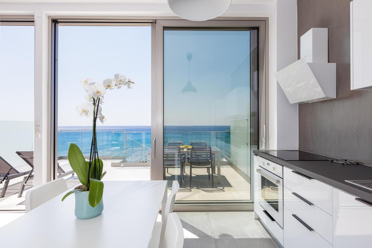 Aelia Seascape Apartments 普拉基亚斯 外观 照片
