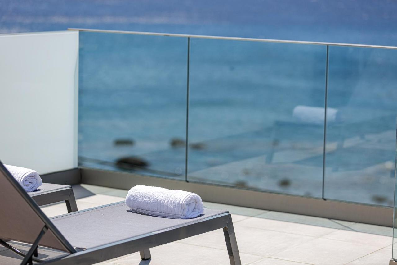 Aelia Seascape Apartments 普拉基亚斯 外观 照片